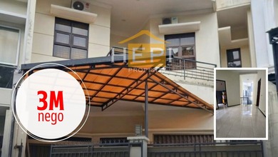 Rumah Elite di Kawasan Semarang Barat, Semarang, LB 290m², Harga 3 Miliar