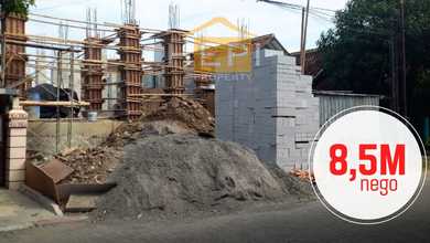 Penawaran Eksklusif, rumah Prestisius di Semarang Barat, Semarang, LB 700m²