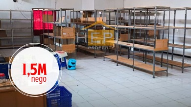 Dijual Rumah Bentuk Gudangdi Tanah Mas Semarang Utara