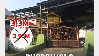 Rumah Elegan di Pusponjolo, Semarang, 12 Kamar Tidur, LT 493m²