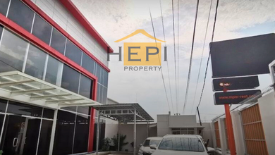 Ruko Ada Showroom+Office Lokasi Strategis Pinggir Jalan Raya