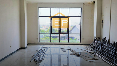 Ruko Bagus Siap Untuk Usaha di Jalan Pamularsih Lokasi Strategis