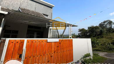 Dijual Rumah Strategis di Tembalang, Semarang - LT 165m²