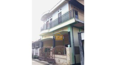 Rumah Siap Pakai di Area Kendal, Kendal, LT 243m²