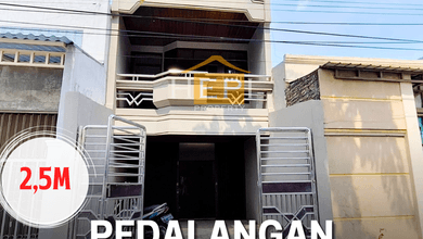 Rumah 2 lantai di Pedalangan Banyumanik Semarang