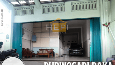 Rumah Megah Unfurnished Lokasi Strategis Daerah Semarang Timur