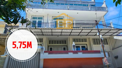 Rumah Area Luxury Jangli, Semarang - Harga Menarik 5,75 Miliar