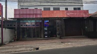 Dijual Cepat Ruang Usaha. Kantor. Kost Kios