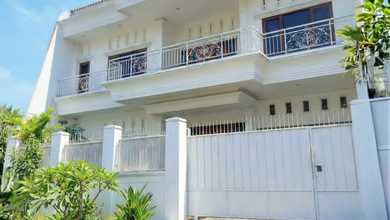 Rumah Area Luxury Sri Rejeki, Semarang - Harga Terbaik 6,75 Miliar