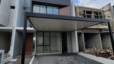 Penawaran Eksklusif, rumah Mewah di Citragrand, Semarang, LB 184m²