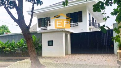 Kesempatan Langka, rumah Mewah di Tlaga Bodas, Semarang, LB 380m²