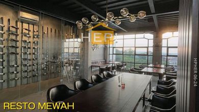 Dijual Resto Mewah Plus Semua Perabot Di Gajah Mungkur Semarang Atas. Tinggal Running Usaha, Parkir 12-16 Mobil. Cocok Untuk Modern Resto/ Cafe.