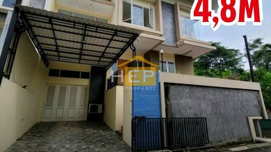 Kesempatan Langka, rumah Mewah di Candi Golf, Semarang, LB 241m²
