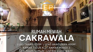 Penawaran Eksklusif, rumah Prestisius di Semarang Barat, Semarang, LB 400m²