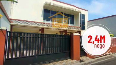 Kesempatan Rumah di Pedurungan, Semarang, LB 250m², Harga 2,4 Miliar
