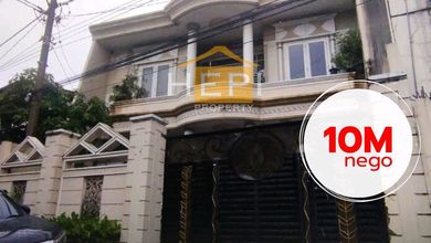 Hunian Mewah di Pedurungan, Semarang, 6 Kamar Tidur, LT 489m²