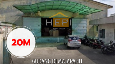 Gudang Majapahit Tengah Kota Semarang Tengah. Berada di Pusat Kota Semarang.