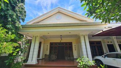 Jual Segera Rumah Mewah di Gajah Mungkur, Semarang, LT 832 m2