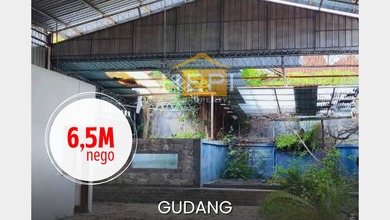 Gudang Siap Pakai di Papandayan Raya Semarang Selatan
