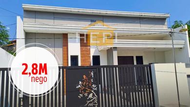 Rumah Mewah di Kawasan Tanah Mas, Semarang, LB 200m², Harga 2,8 Miliar