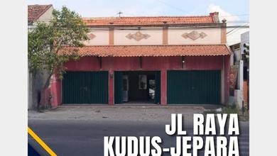 Ruko dan Rumah Bebas Banjir di Jalan Raya Kudus-Jepara Kabupaten Kudus