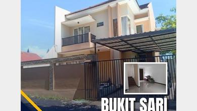 Rumah 2 Lantai Siap Huni Bebas Banjir di Bukit Sari