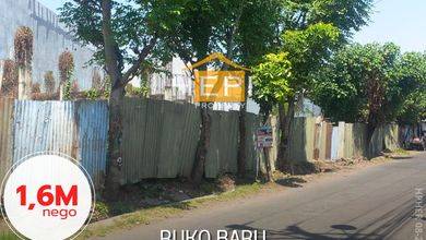 Jual Ruko Besar  Siap Dipakai Menghadap Jalan Raya
