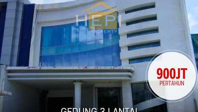 Gedung komersial di Pandanaran Semarang Kota