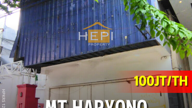 Ruko tengah kota siap pakai  di MT Haryono Semarang Timur