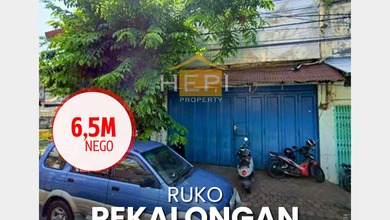 Ruko di Pekalongan Jalan Hayam Wuruk tengah kota