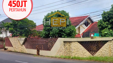  Rumah/resto/cafe Di Jalan Kawi Raya Lokasi Stragtegis
