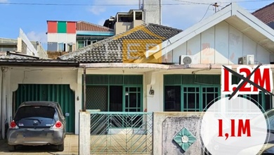 Jual Segera Rumah Mewah area Tanah Mas, Semarang, Luas 240 m2