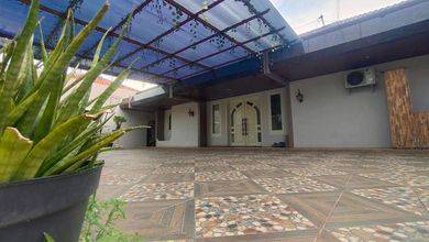Jual Rumah Siap Huni di Semarang Barat, Semarang, LT 600 m2