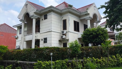 Jual Rumah Cantik Luas 369 m2 area Semarang Utara, Semarang