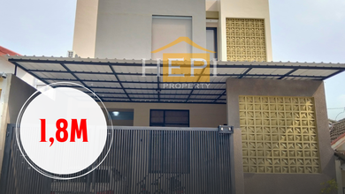 Rumah Dijual di Puri Anjasmoro, Semarang, LB 208m², Harga Terbaik!