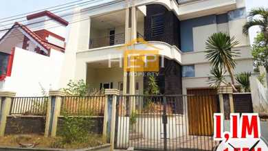 Kesempatan Rumah di Bukit Sari, Semarang, LB 143m², Harga 1,1 Miliar