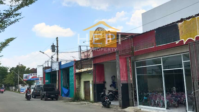 Dijual Rumah dan Tempat Usaha di Barito Semarang