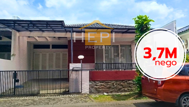 Rumah Elite di Kawasan Candi Golf, Semarang, LB 200m², Harga 3,7 Miliar