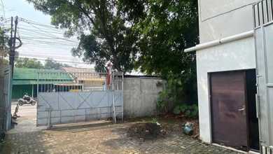 Jual Gudang di Woltermonginsidi Semaramg