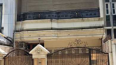 For Sale rumah Premium di Semarang Tengah, Semarang - LT 256m²