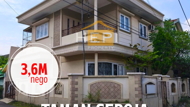Dijual rumah Eksklusif di Semarang Tengah, Semarang - LT 162m²