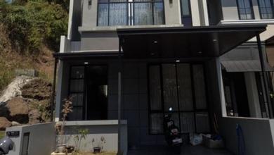 Kesempatan Eksklusif, rumah Mewah di Ngesrep, Semarang, LB 106m²