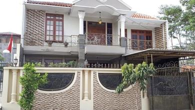 For Sale rumah Mewah di Banyumanik, Semarang - LT 300m²
