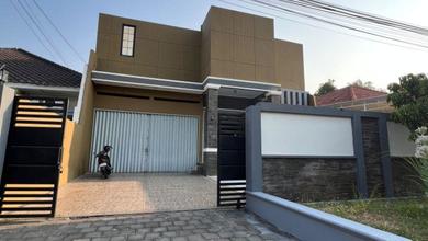 Hot! Rumah Besar Harga Super Murah! Lokasi Strategis Bebas Banjir