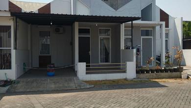 Disewakan Rumah Bagus Full Furnish Tidak Banjir Lokasi Tengah Kota / Dekat Masjid Agung .
