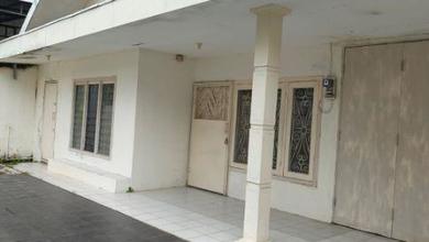 Rumah 1 Lantai Bagus Tidak Banjir di Tengah Kota
