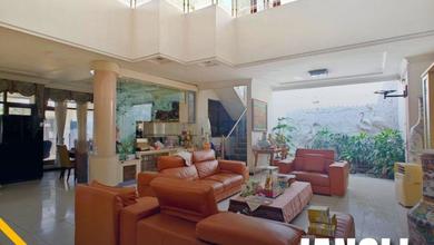 Rumah Area Premium Jangli, Semarang - Harga Menarik 7,5 Miliar