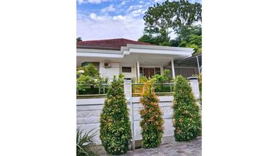 Kesempatan Eksklusif, rumah Mewah di Gajah Mungkur, Semarang, LB 300m²