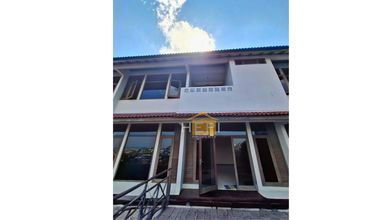 Rumah Prestisius di Kawasan Gajah Mungkur, Semarang, LB 350m², Harga 10 Miliar