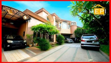 Rumah Area Premium Candisari, Semarang - Harga Menarik 10,5 Miliar